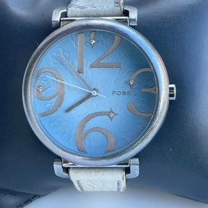 Fossil Women Wrist Watch White Leather Band Analog Quartz Ladies Watch